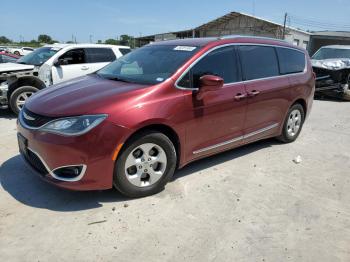  Salvage Chrysler Pacifica