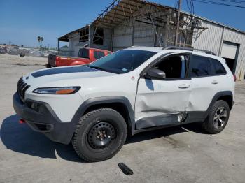  Salvage Jeep Cherokee