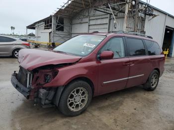  Salvage Hyundai Entourage