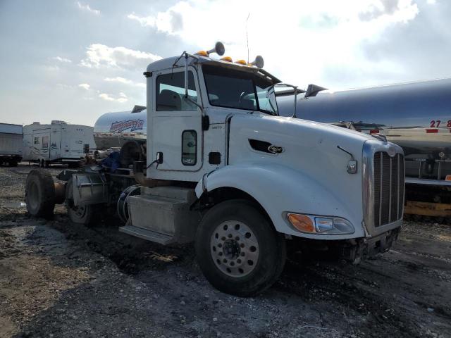  Salvage Peterbilt Tr