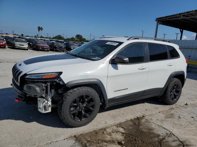  Salvage Jeep Cherokee