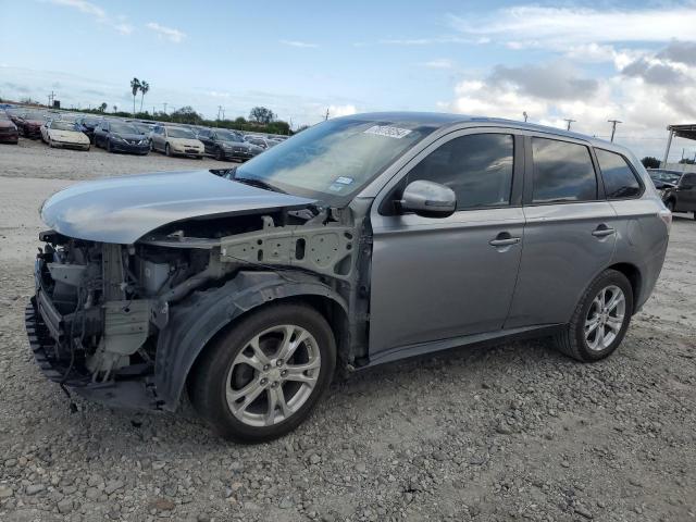  Salvage Mitsubishi Outlander