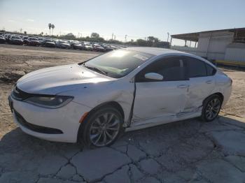  Salvage Chrysler 200