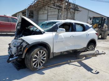  Salvage Chevrolet Blazer