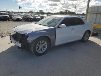  Salvage Chrysler 300