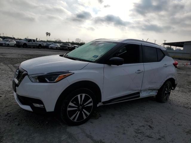  Salvage Nissan Kicks