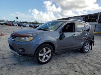  Salvage Mitsubishi Outlander