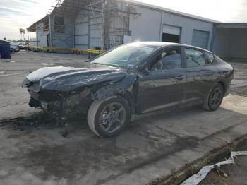  Salvage Kia K4 Lx