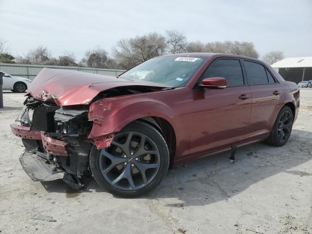  Salvage Chrysler 300