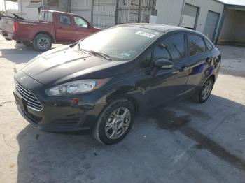  Salvage Ford Fiesta