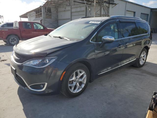  Salvage Chrysler Pacifica
