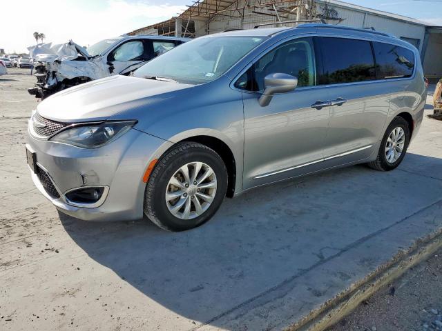  Salvage Chrysler Pacifica