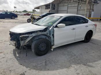  Salvage Nissan Altima