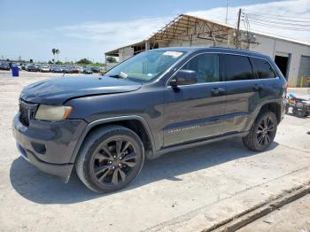  Salvage Jeep Grand Cherokee