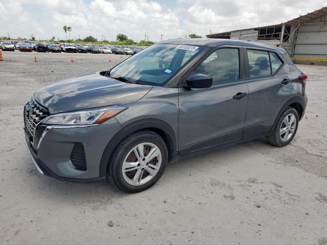  Salvage Nissan Kicks