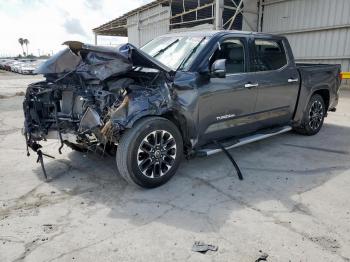  Salvage Toyota Tundra
