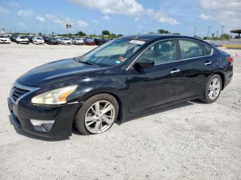  Salvage Nissan Altima