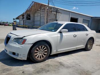  Salvage Chrysler 300