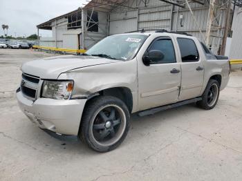  Salvage Chevrolet Avalanche