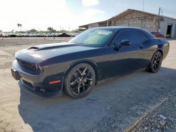  Salvage Dodge Challenger