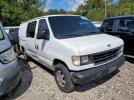 Ford Econoline E150 Van Image 3