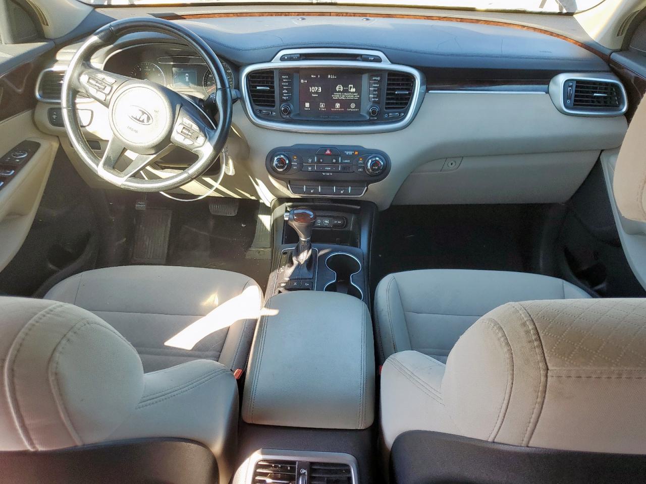 Kia Sorento Lx Image 9