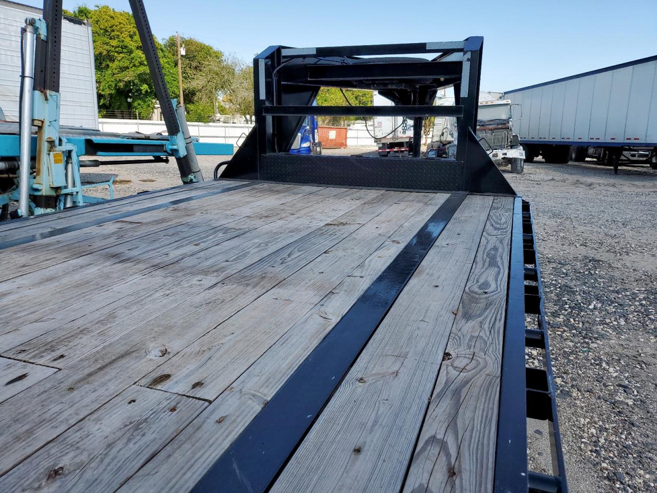 Loadtrail Other Image 5