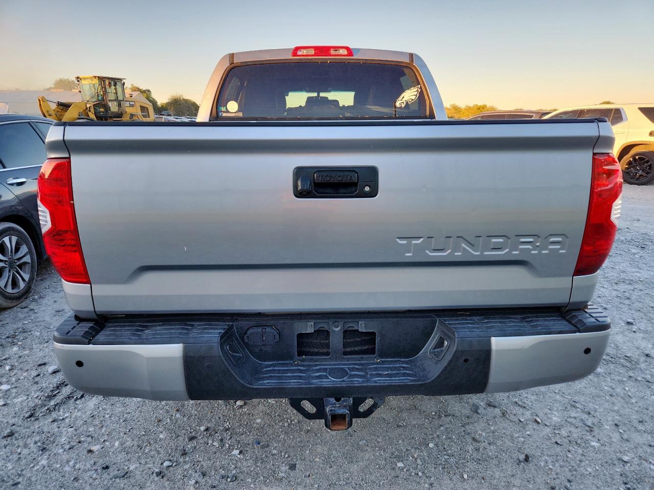 Toyota Tundra Crewmax 1794 Image 5