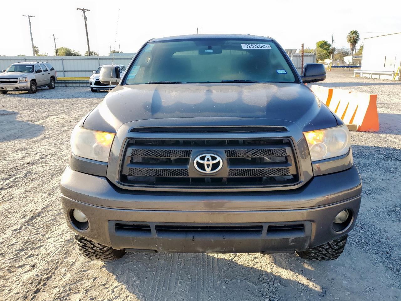 Toyota Tundra Crewmax Sr5 Image 3