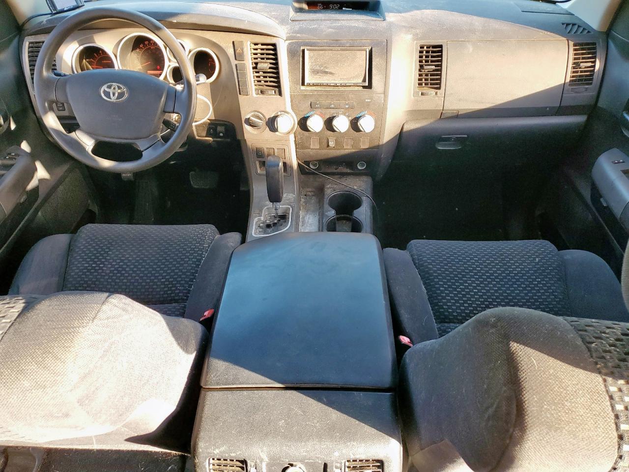 Toyota Tundra Crewmax Sr5 Image 9