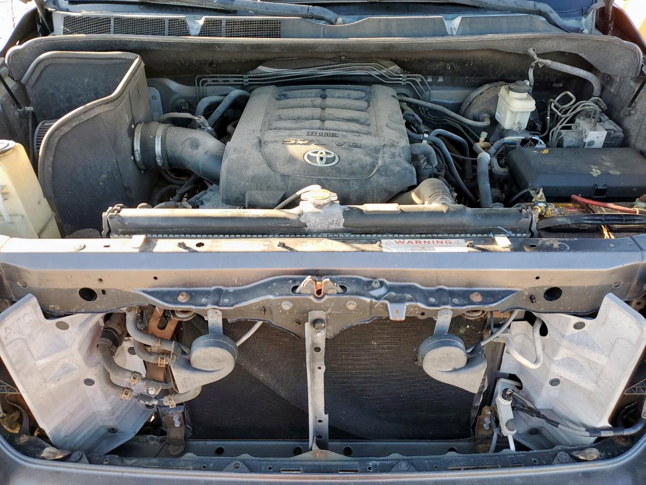 Toyota Tundra Crewmax Sr5 Image 2