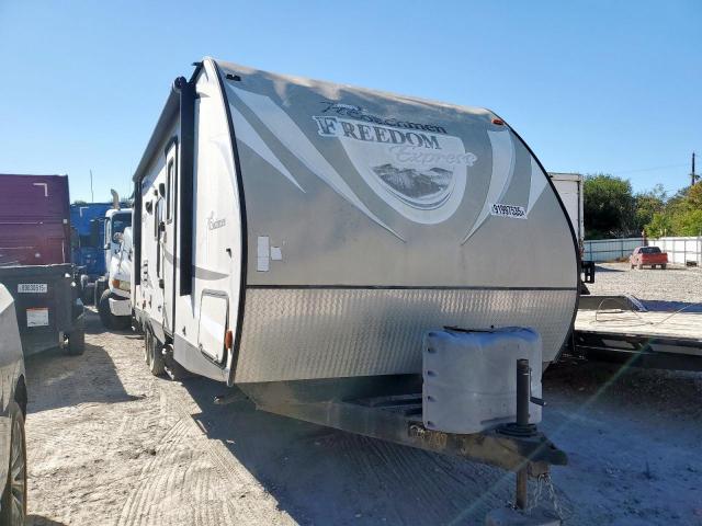  Salvage Coachmen Trailer