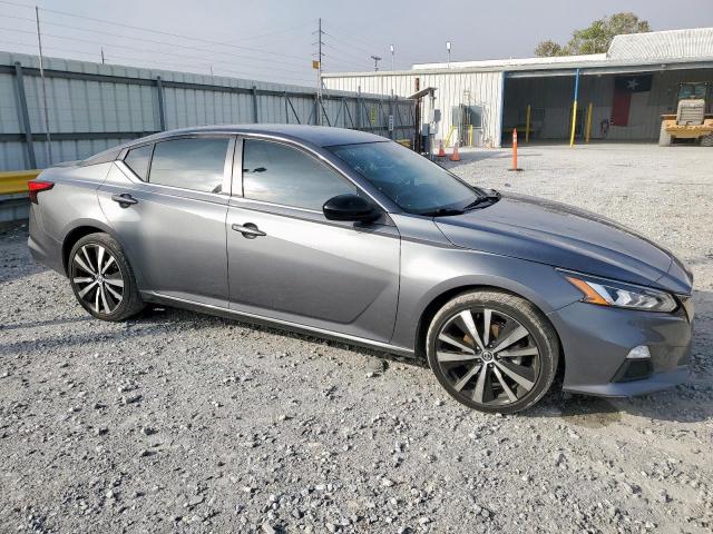 Nissan Altima Sr Image 12