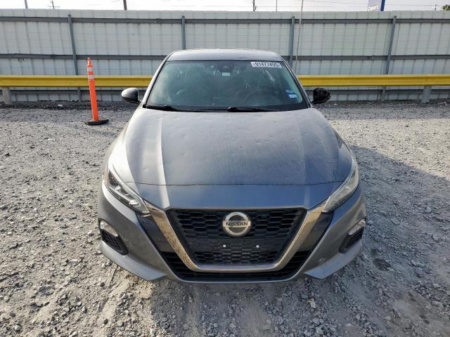 Nissan Altima Sr Image 3