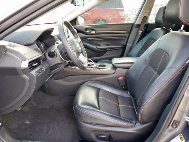 Nissan Altima Sr Image 9