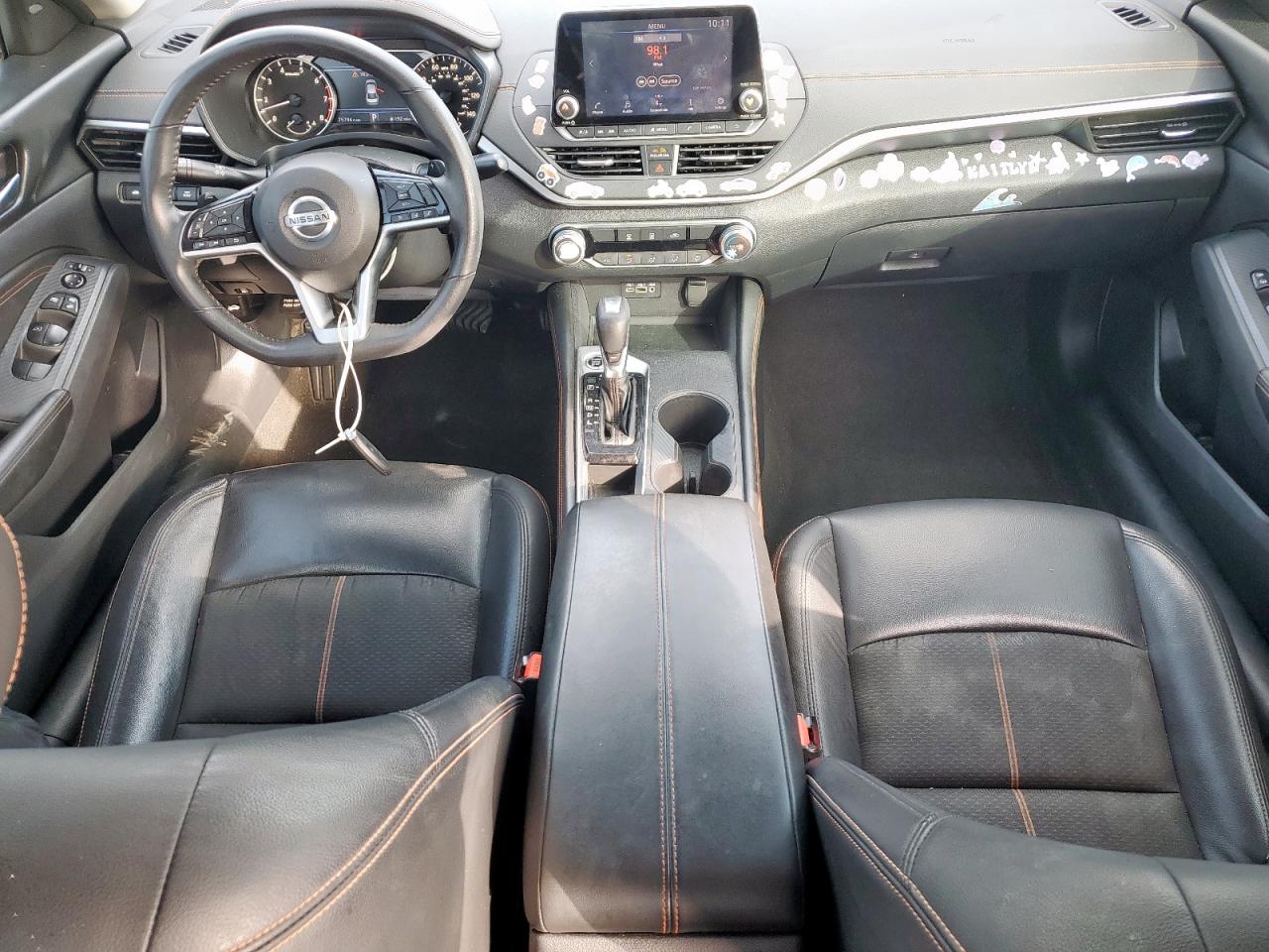 Nissan Altima Sr Image 5