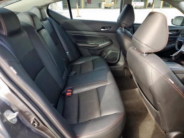 Nissan Altima Sr Image 4