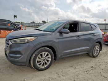  Salvage Hyundai TUCSON