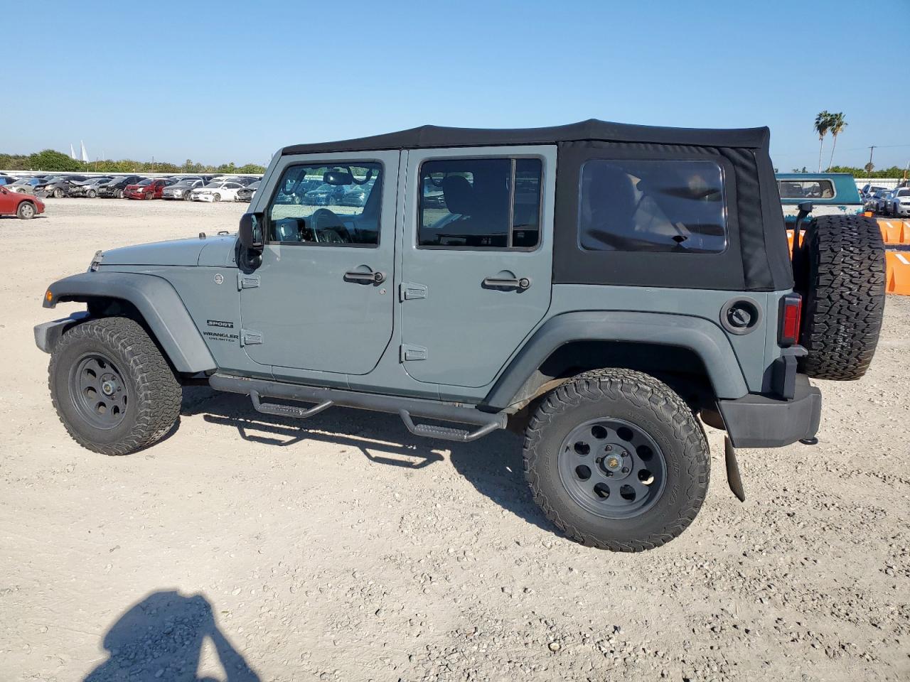 Jeep Wrangler Sport Image 3