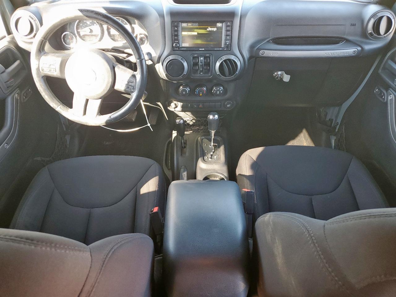 Jeep Wrangler Sport Image 8