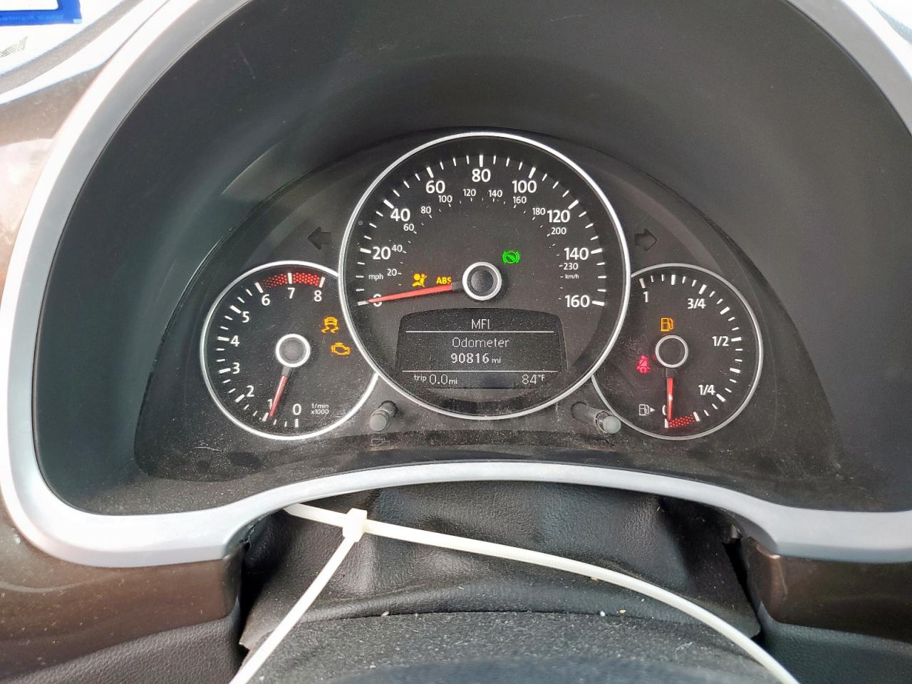 Volkswagen Beetle Image 9