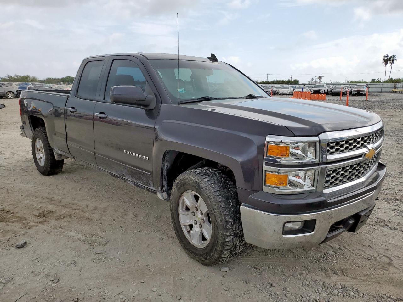 Chevrolet Silverado K1500 Lt Image 7