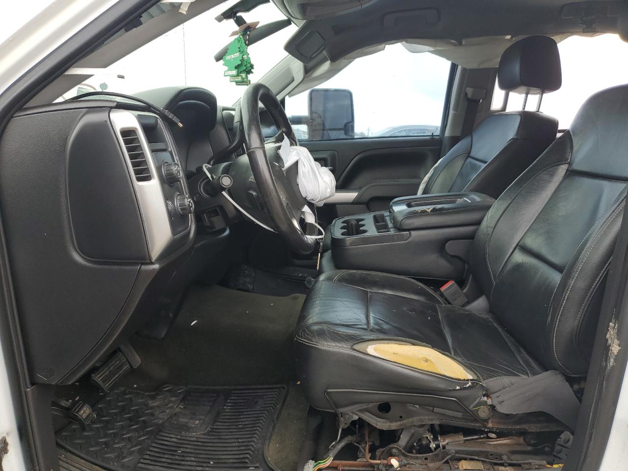 Chevrolet Silverado K1500 Lt Image 6