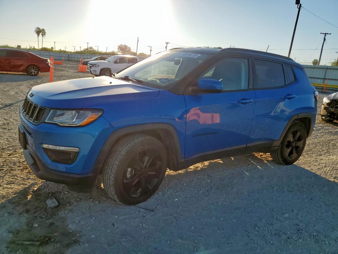 Jeep Compass Latitude Image 1