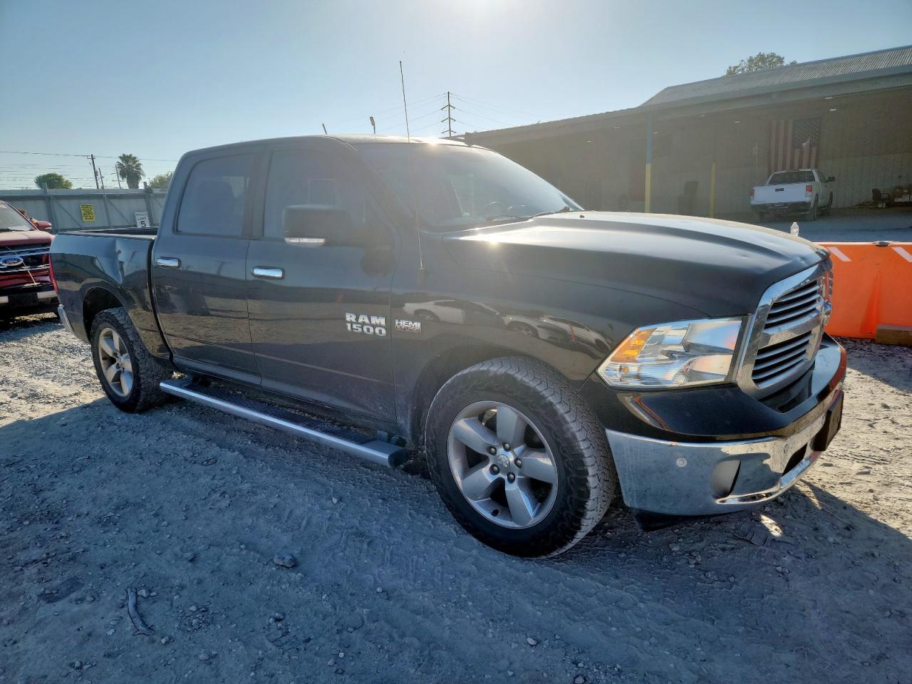 Ram 1500 Slt Image 4