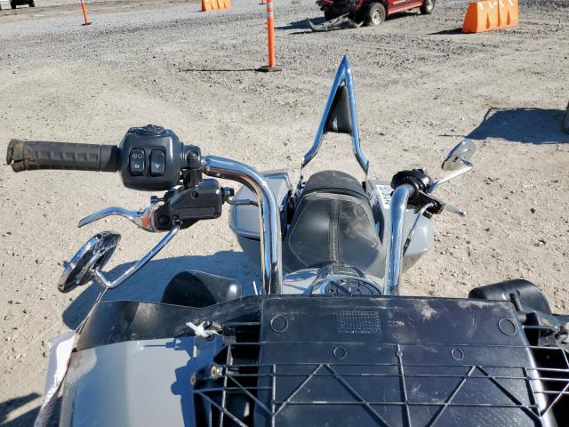 Harley-Davidson Fl Image 5