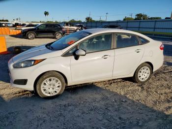  Salvage Ford Fiesta
