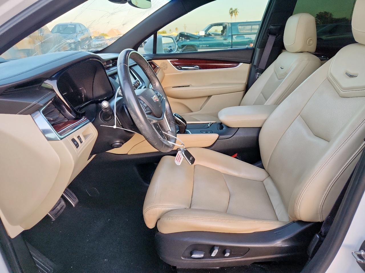 Cadillac XT5 Premium Luxury Image 6