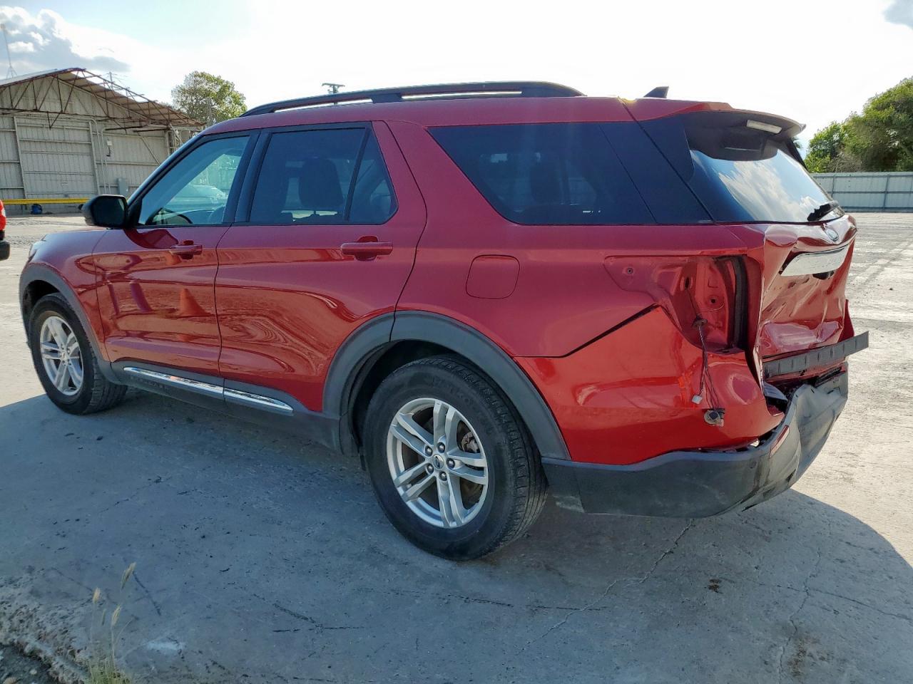 Ford Explorer Xlt Image 5