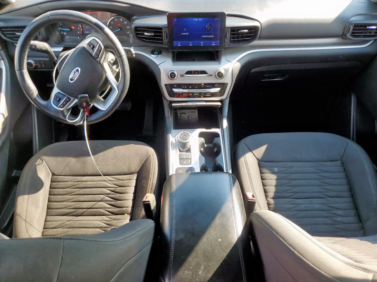 Ford Explorer Xlt Image 8